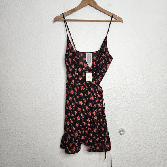 Free People All My Love Ruffle Mini Dress Black with Red Floral Size Small NWT - Picture 1 of 8